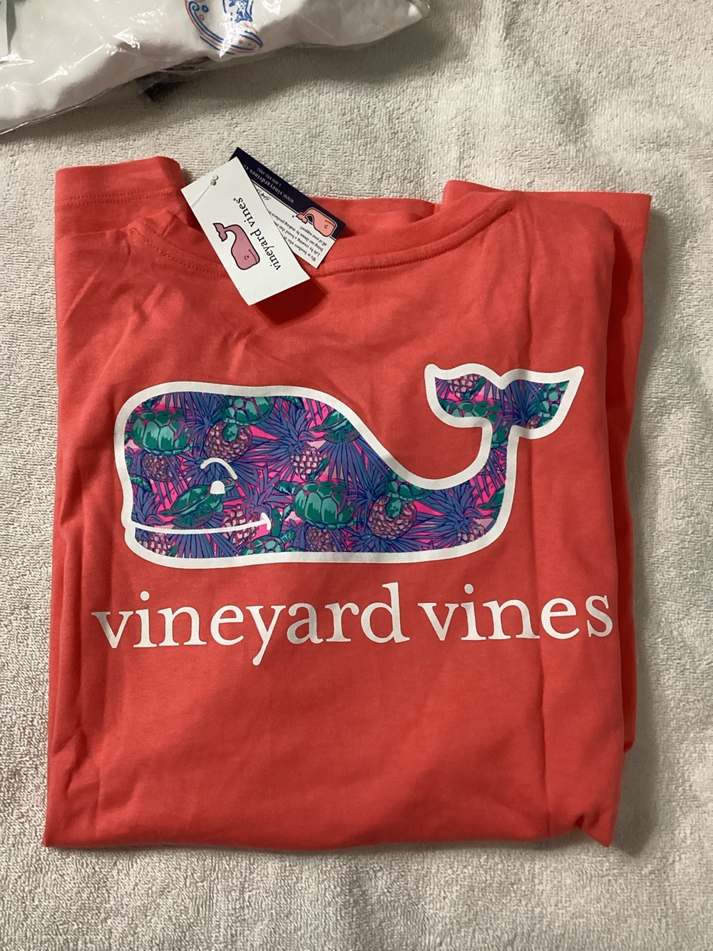 Vineyard Vines Mai Tai Turtle Palm Whale SS Tee Choose a Women’s Lg or Womens XL